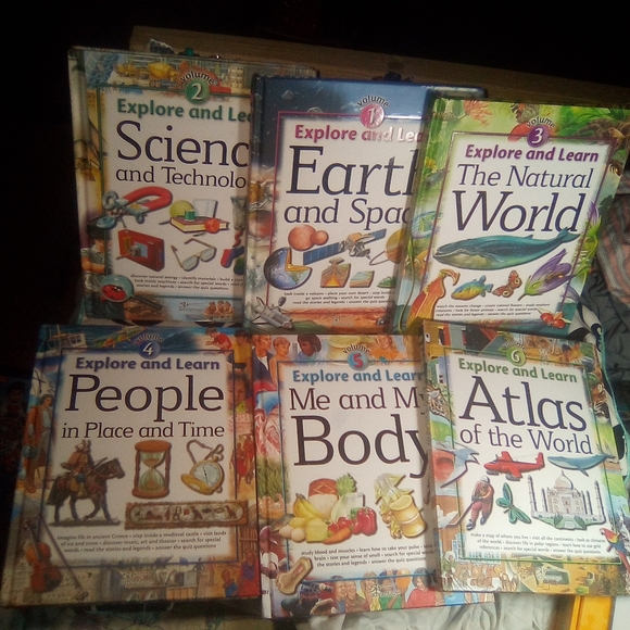 SET $150........EXPENSIVE EXPLORE AND LEARN BOOK SET PAID. $369. - Picture 2 of 8